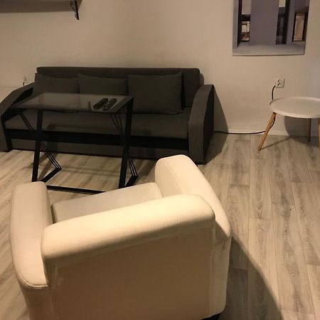 Apartament Stare-Polesie Daire Łódź Dış mekan fotoğraf